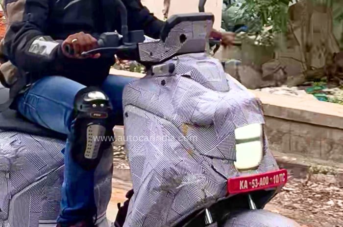 Yamaha electric scooter based on River Indie spied testing